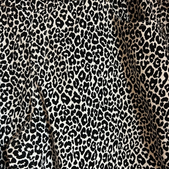 Women’s 24w petite jeans pants pockets animal print black white appears new - Picture 4 of 11